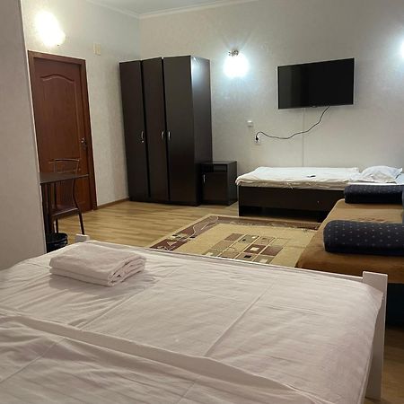 Hostel Fiveseasons Almaty Exteriér fotografie